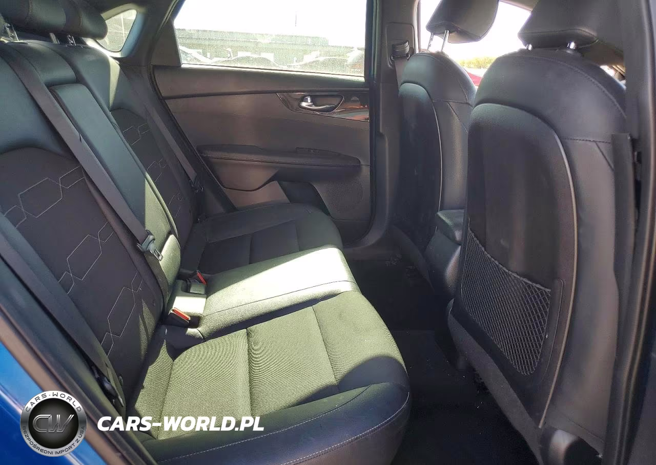 2022 Kia Forte Gt Line VIN:3KPF54AD4NE432030 - 10