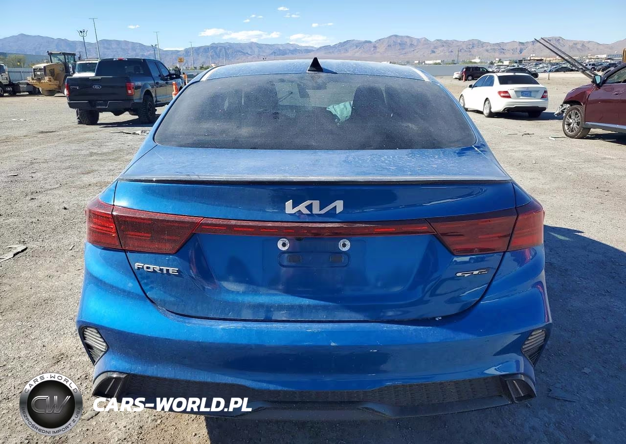 2022 Kia Forte Gt Line VIN:3KPF54AD4NE432030 - 6