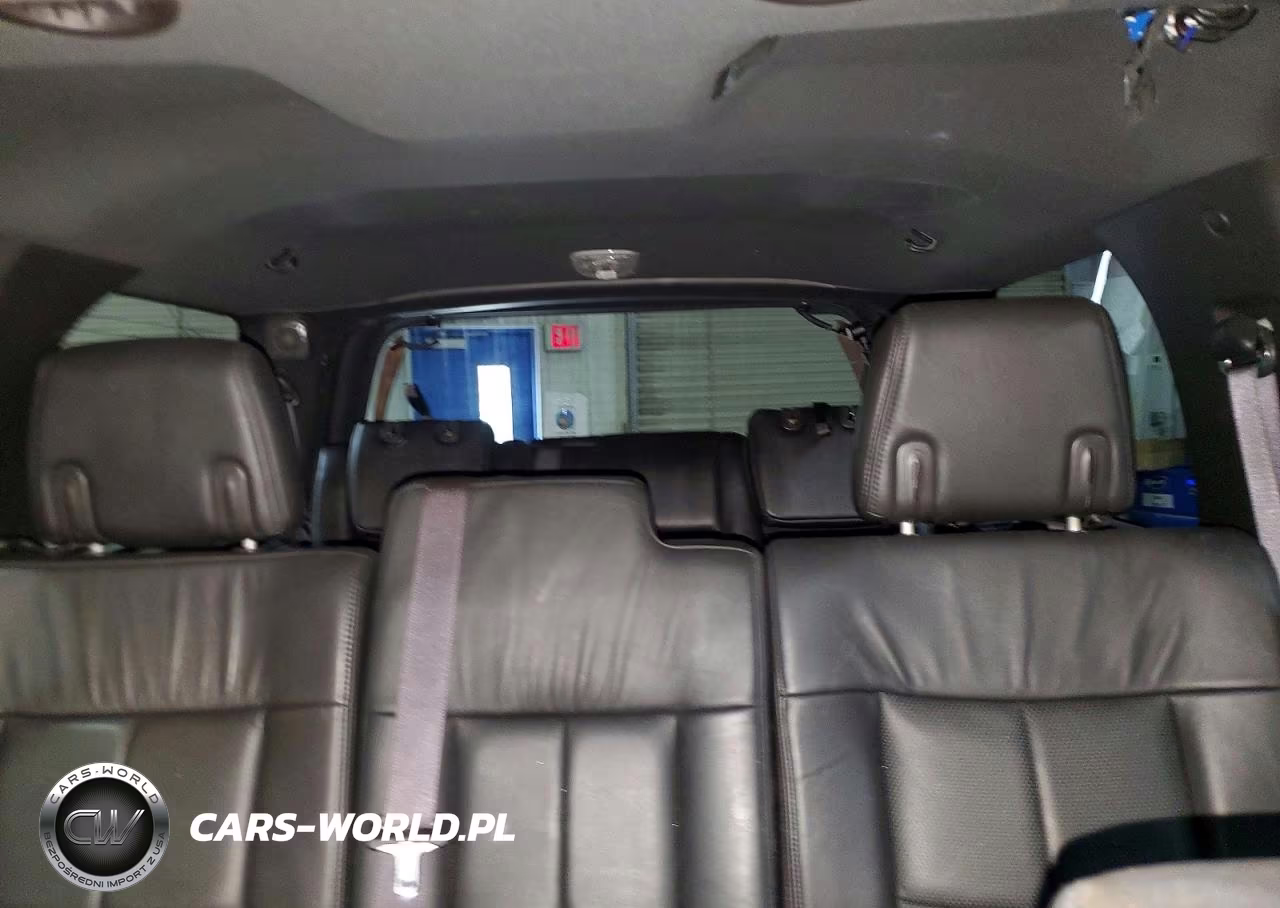 2010 Lincoln Navigator VIN:5LMJJ2J53AEJ03546 - 10