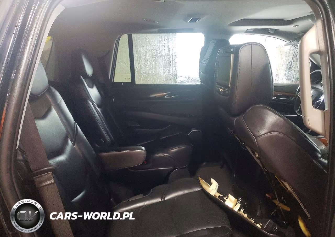 2018 Cadillac Escalade Luxury VIN:1GYS4BKJ3JR382417 - 11