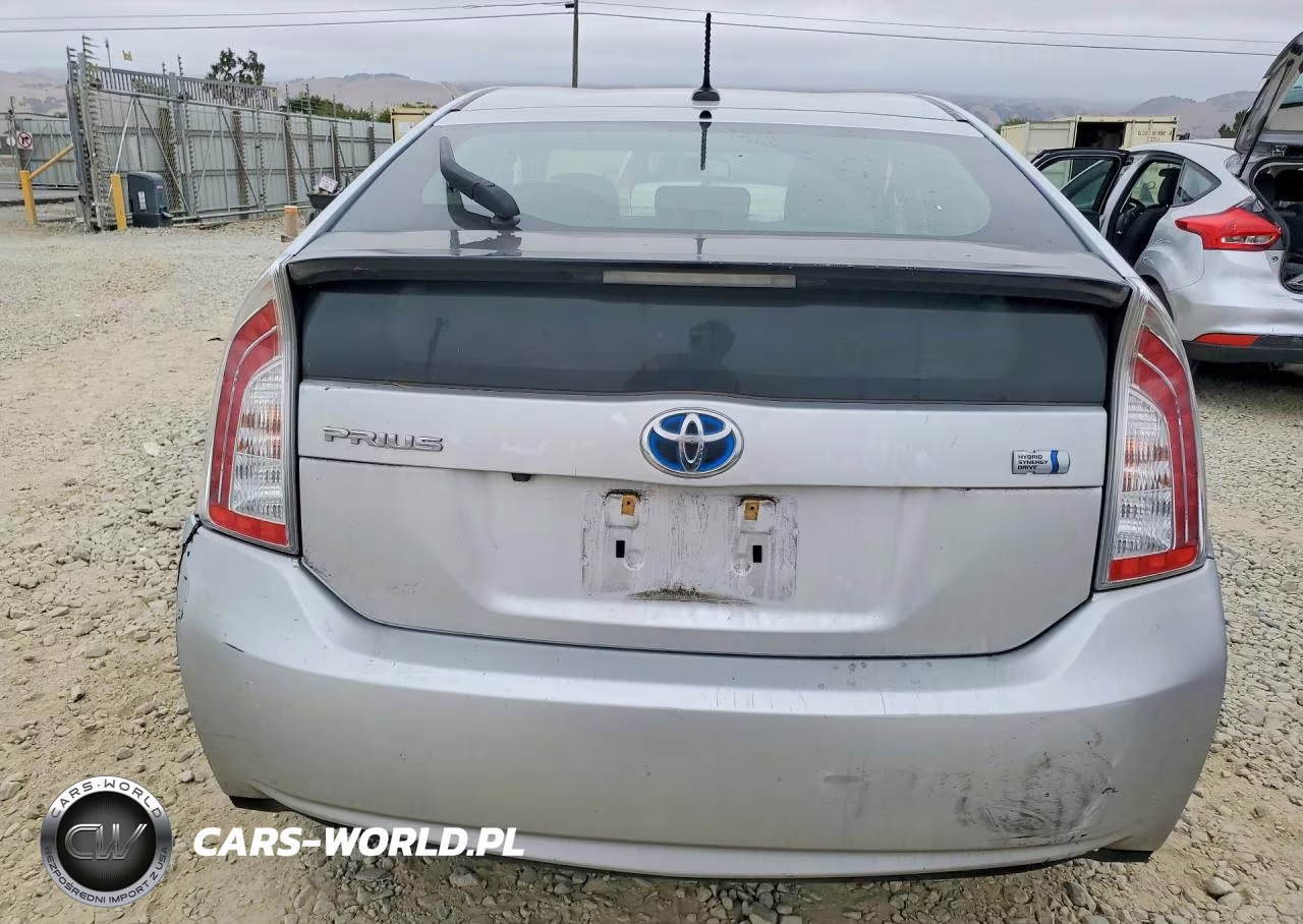2014 Toyota Prius Three VIN:JTDKN3DU7E0378087 - 6