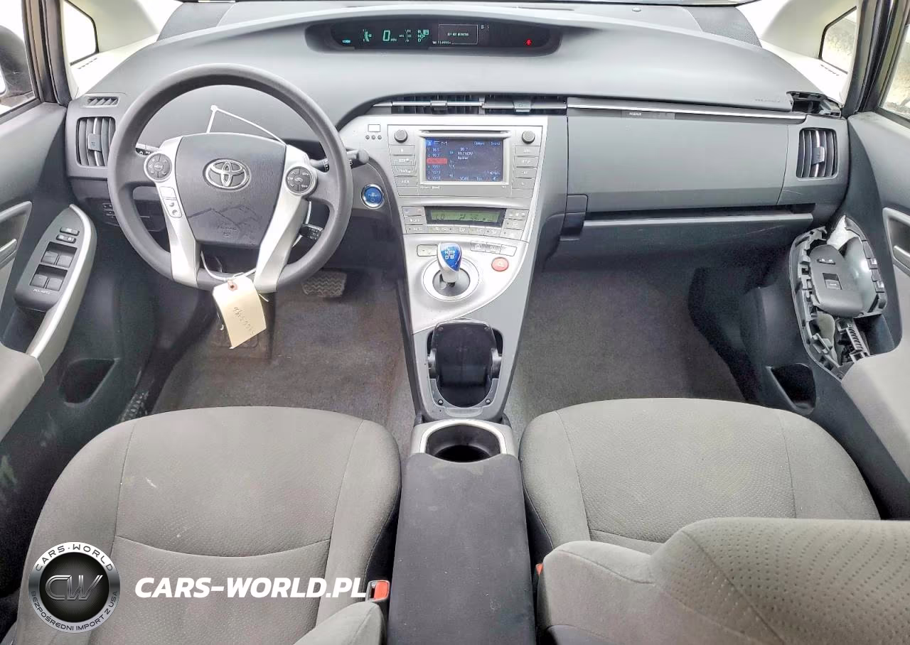 2014 Toyota Prius Three VIN:JTDKN3DU7E0378087 - 8