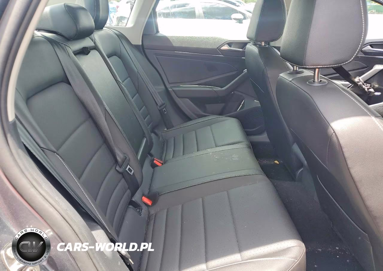 2024 Volkswagen Jetta Se VIN:3VW7M7BU8RM016935 - 10