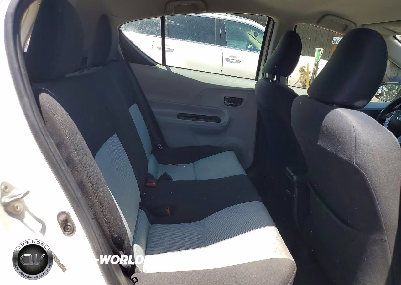 2012 Toyota Prius C Two VIN:JTDKDTB30C1506075 - 10