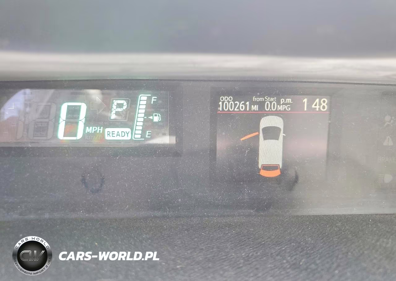 2012 Toyota Prius C Two VIN:JTDKDTB30C1506075 - 9