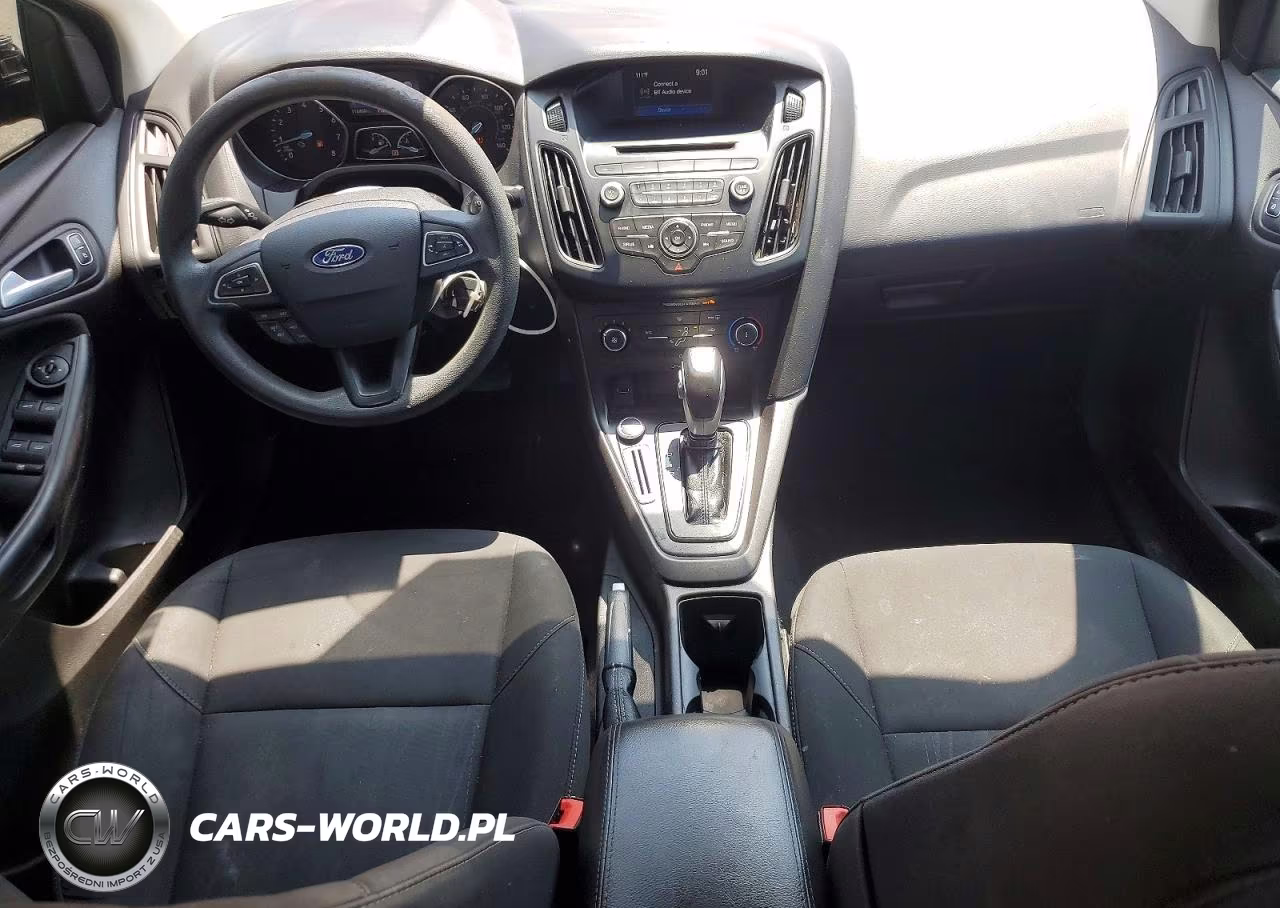2016 Ford Focus Se VIN:1FADP3F21GL263653 - 8