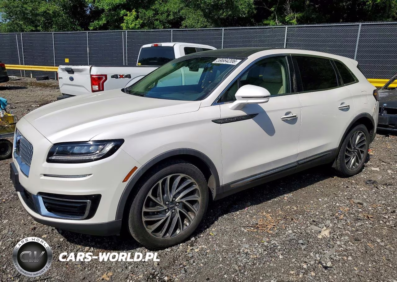 2019 Lincoln Nautilus Reserve