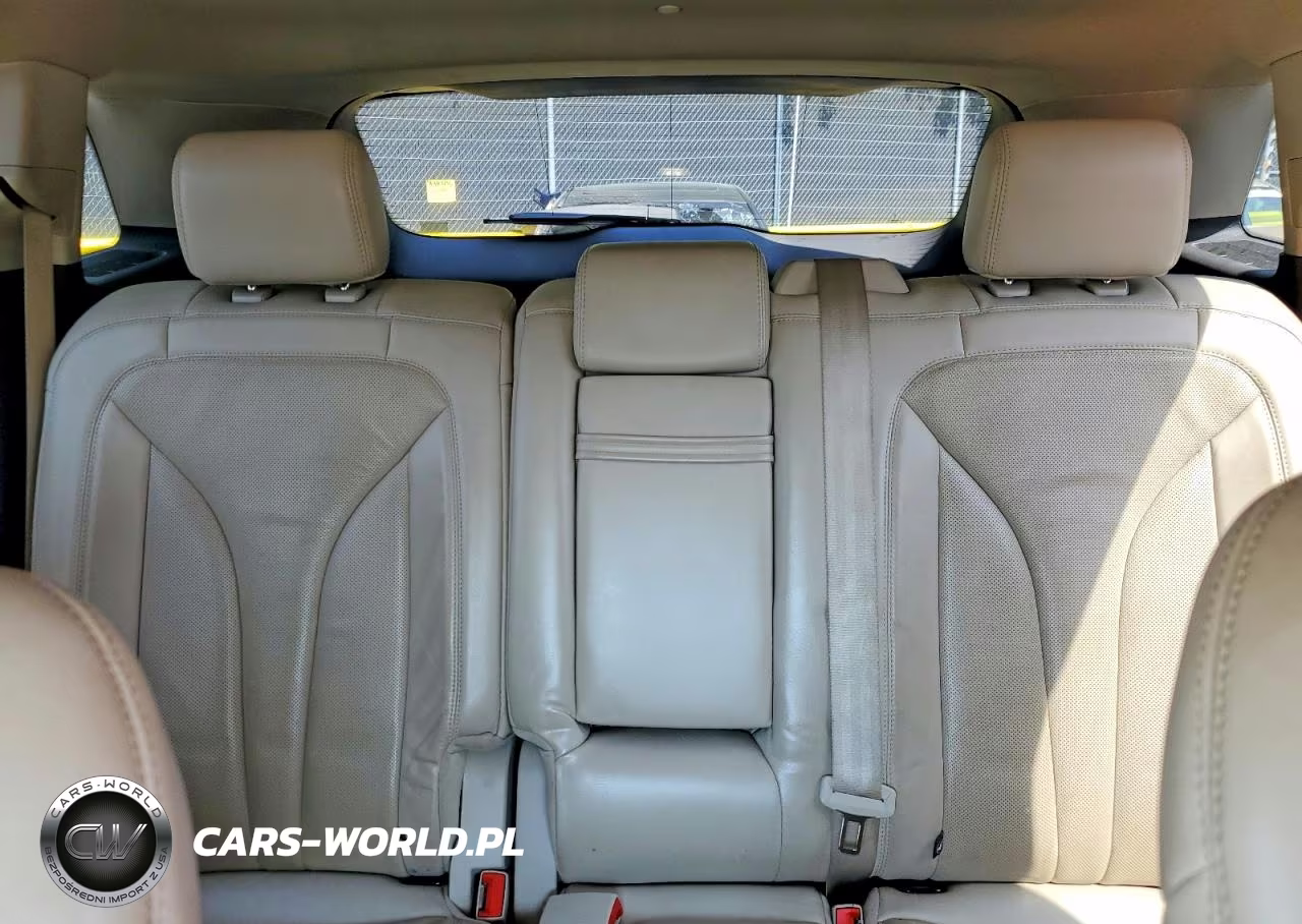 2019 Lincoln Nautilus Reserve VIN:2LMPJ6L92KBL60610 - 10
