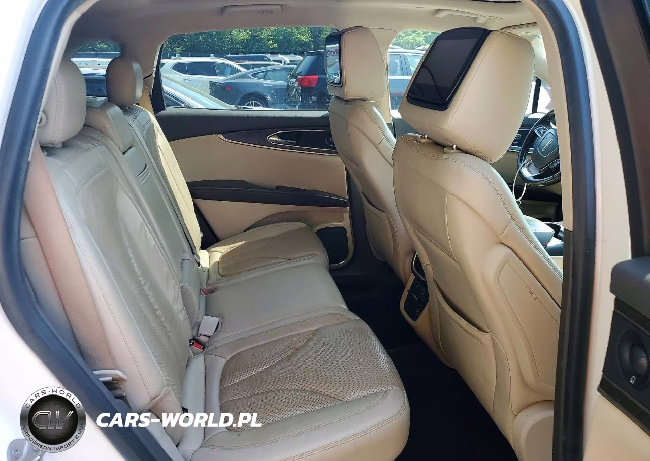 2019 Lincoln Nautilus Reserve VIN:2LMPJ6L92KBL60610 - 11