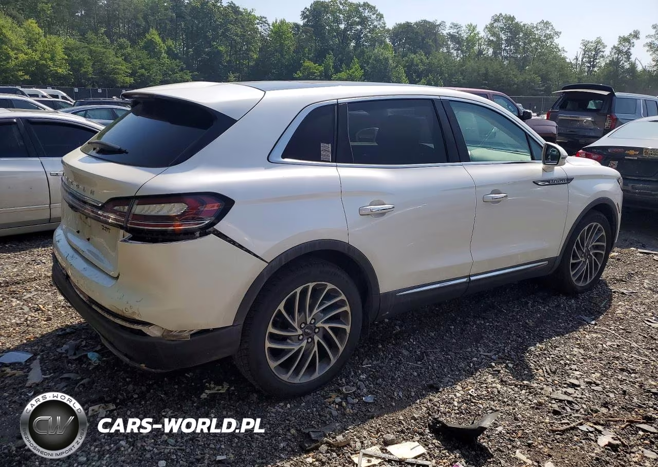 2019 Lincoln Nautilus Reserve VIN:2LMPJ6L92KBL60610 - 3