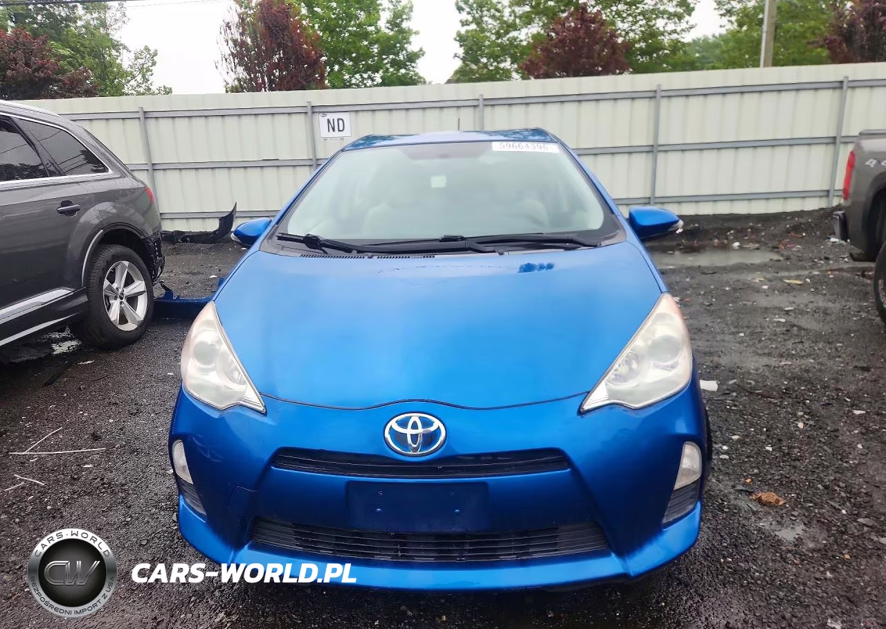 2012 Toyota Prius C One VIN:JTDKDTB39C1507953 - 5