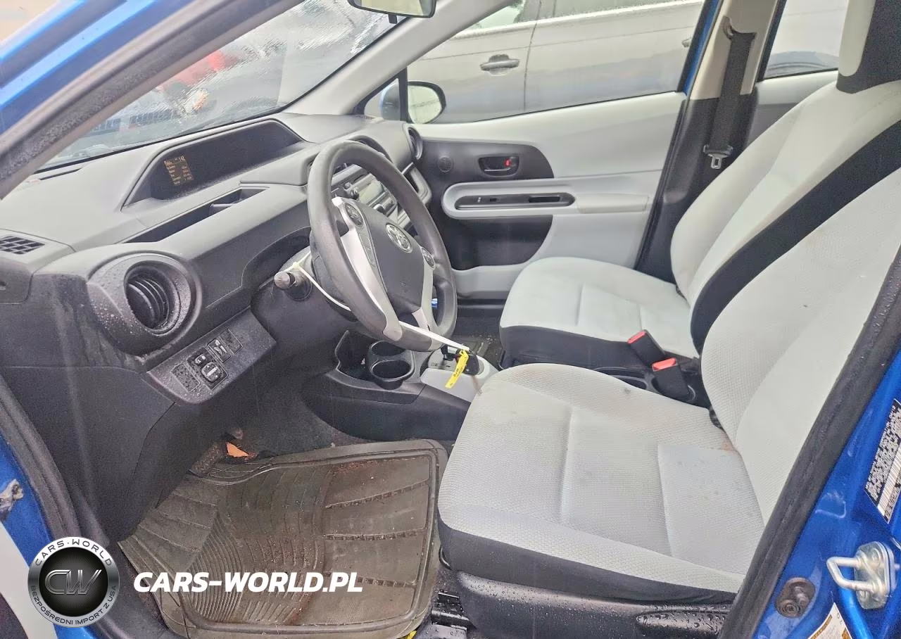 2012 Toyota Prius C One VIN:JTDKDTB39C1507953 - 7
