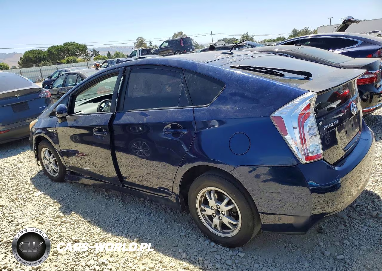 2014 Toyota Prius Three VIN:JTDKN3DU0E1742022 - 2