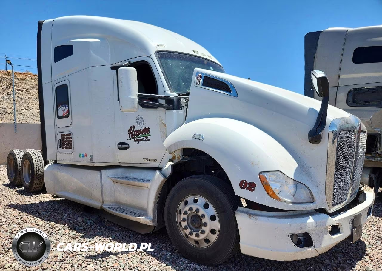 2022 Kenworth T680 Semi Truck