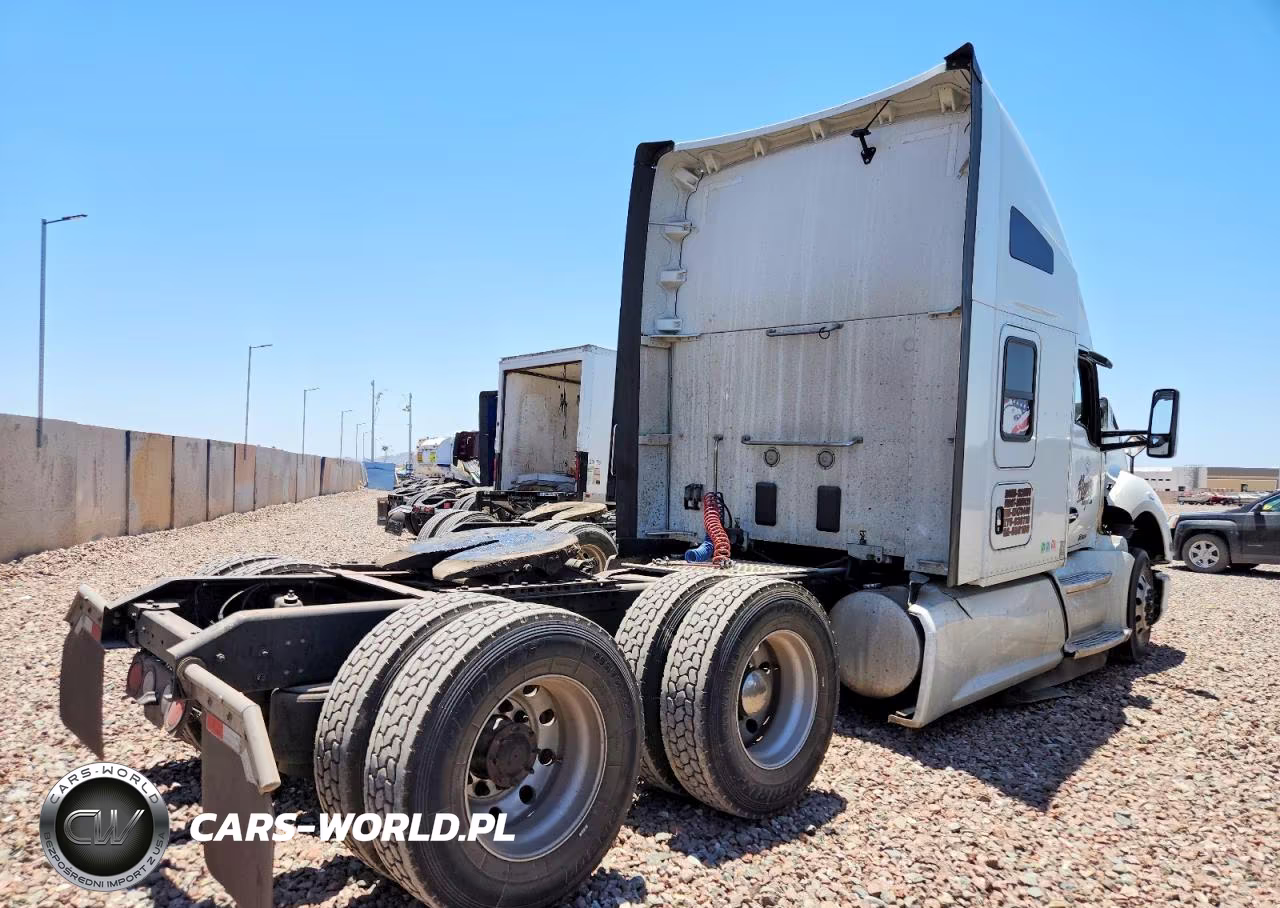 2022 Kenworth T680 Semi Truck VIN:1XKYD49X2NJ473449 - 4
