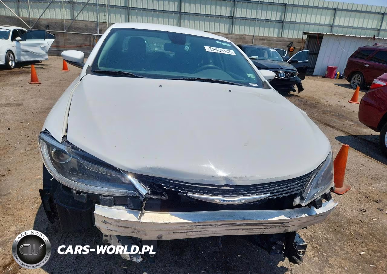 2015 Chrysler 200 Limited VIN:1C3CCCAB5FN684629 - 5