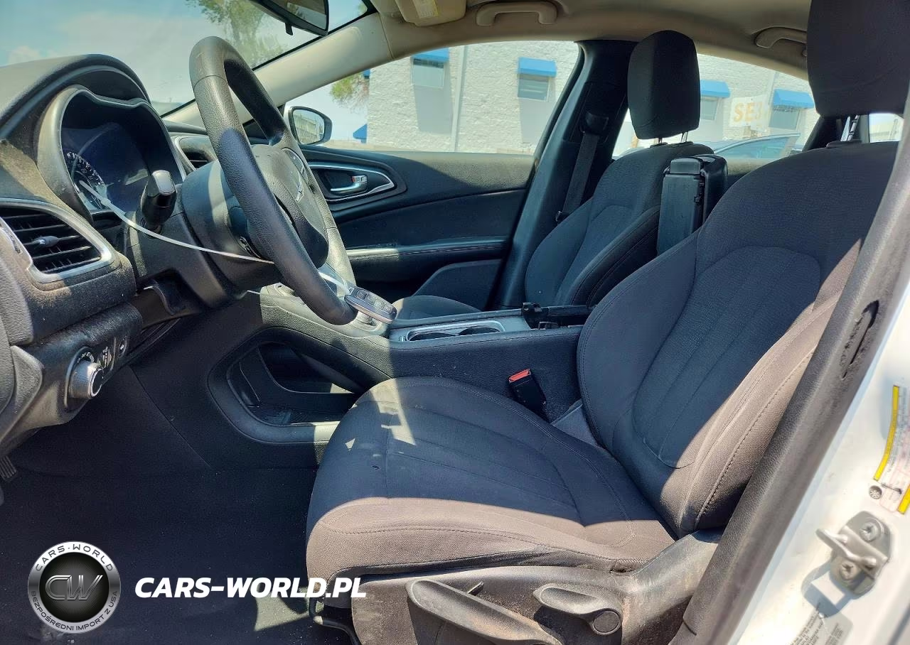 2015 Chrysler 200 Limited VIN:1C3CCCAB5FN684629 - 7