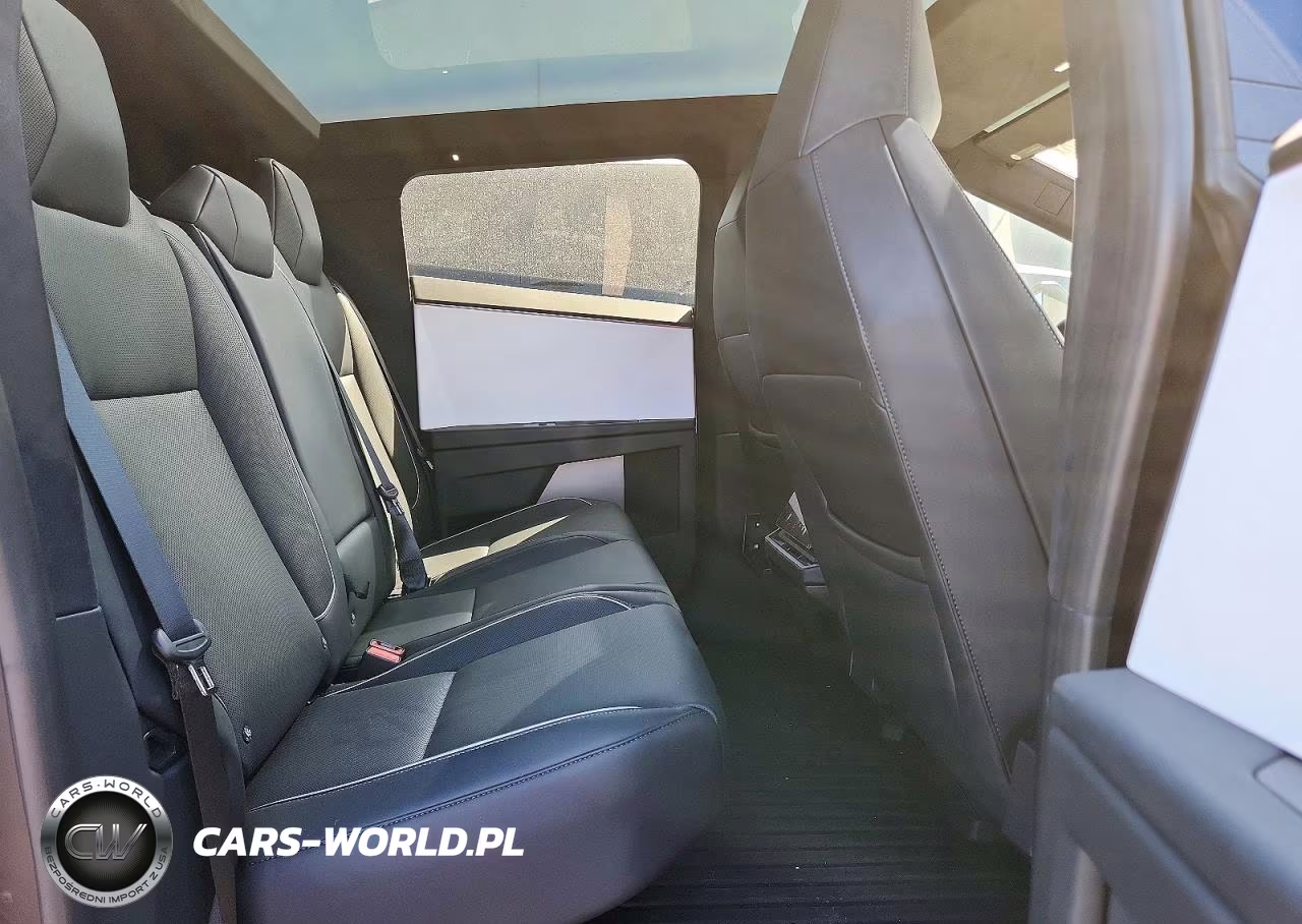 2024 Tesla Cybertruck VIN:7G2CEHED4RA020222 - 10