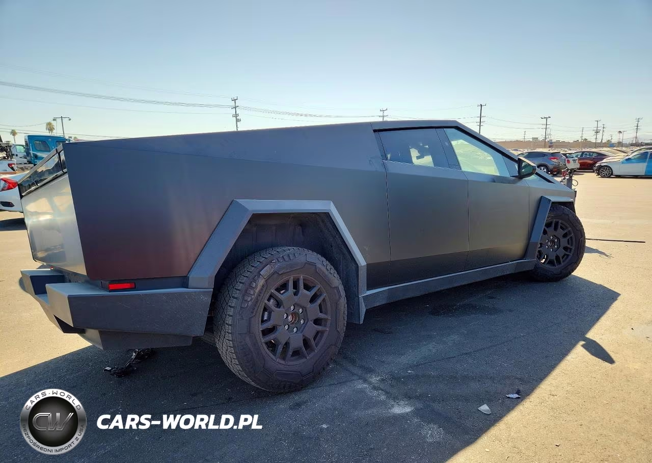 2024 Tesla Cybertruck VIN:7G2CEHED4RA020222 - 3