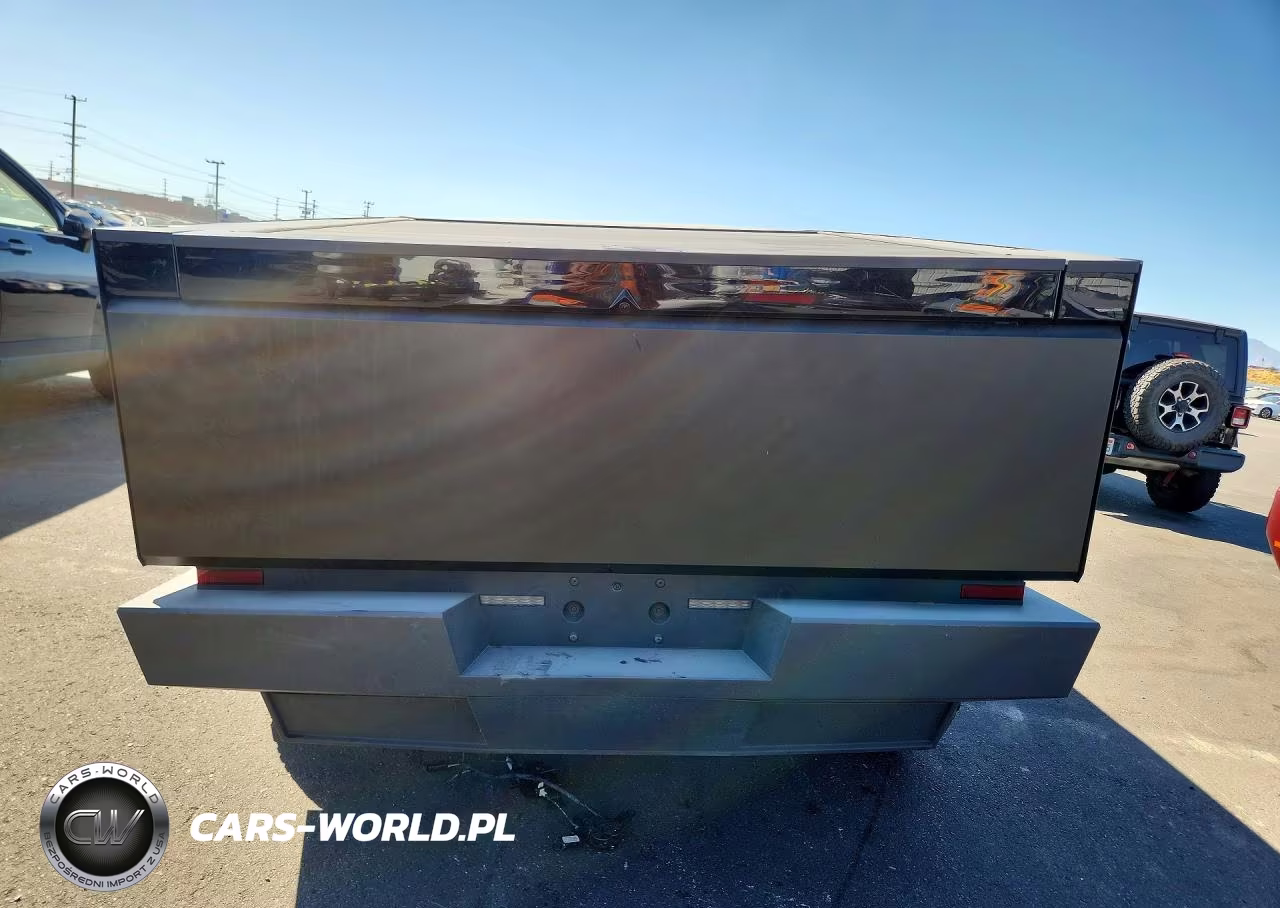 2024 Tesla Cybertruck VIN:7G2CEHED4RA020222 - 6