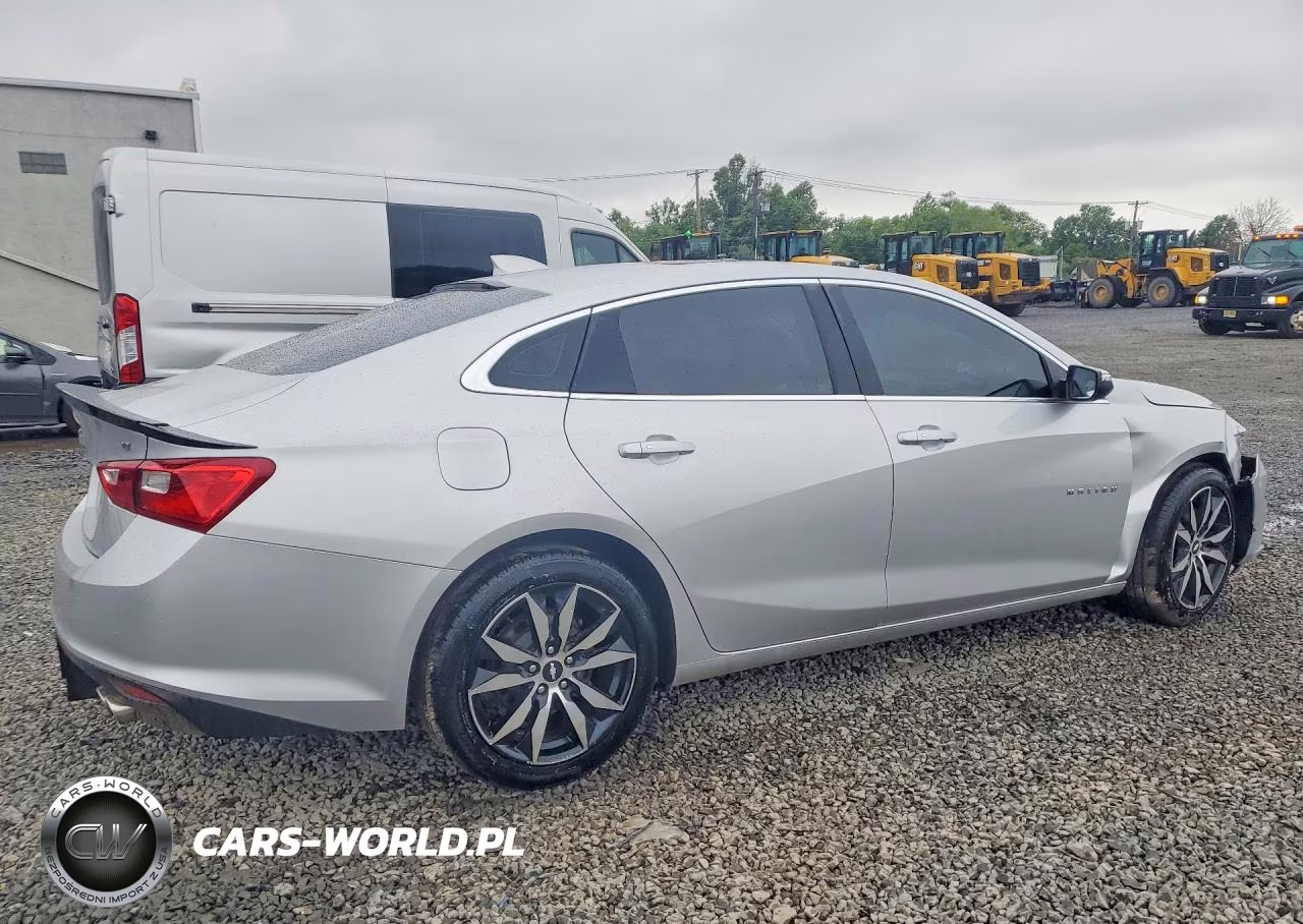 2016 Chevrolet Malibu Lt VIN:1G1ZE5ST7GF208390 - 3