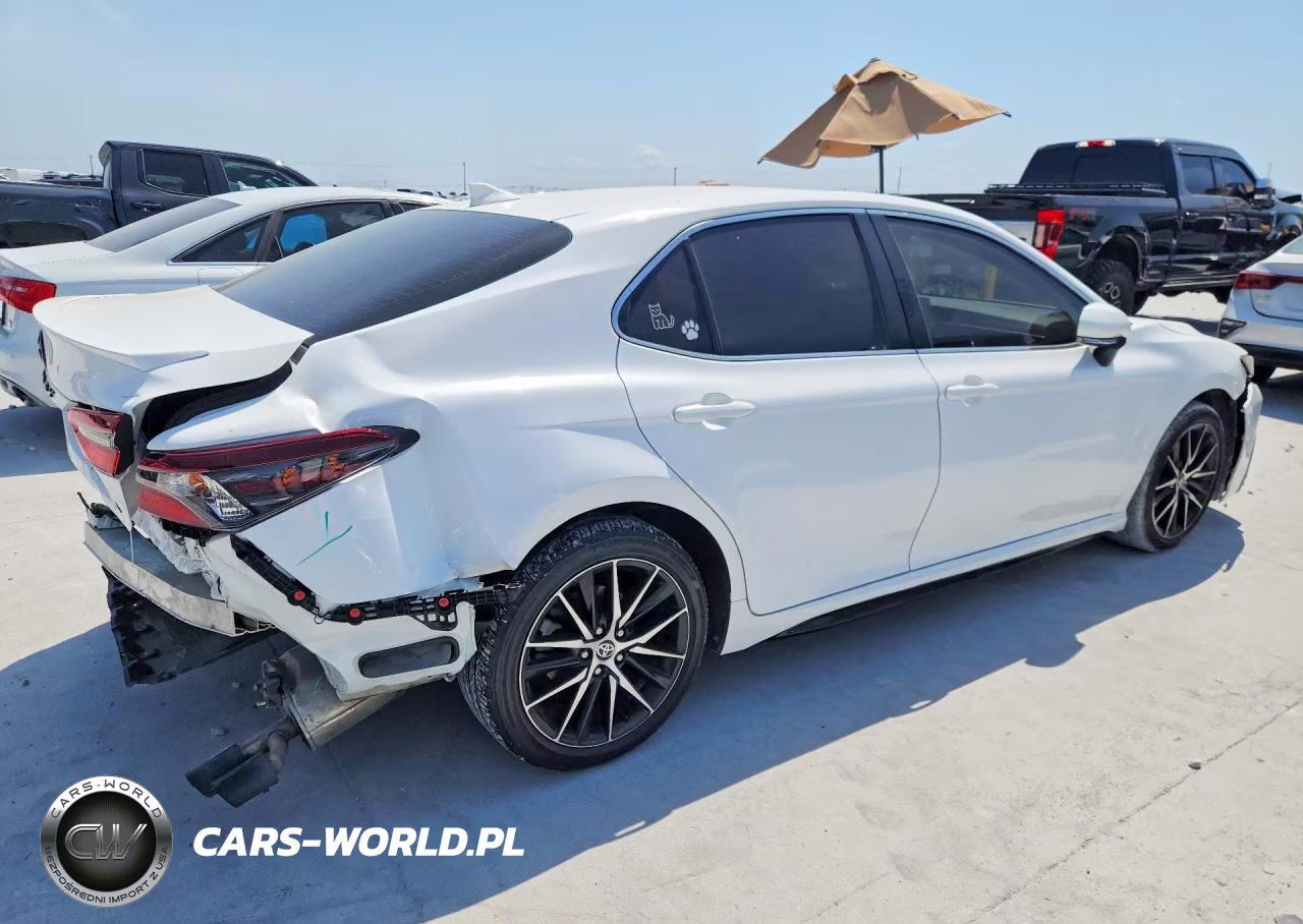 2022 Toyota Camry Se VIN:4T1G11AK5NU671483 - 3