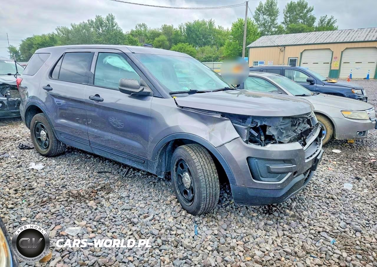 2016 Ford Explorer Police Interceptor VIN:1FM5K8AR2GGC26050 - 4