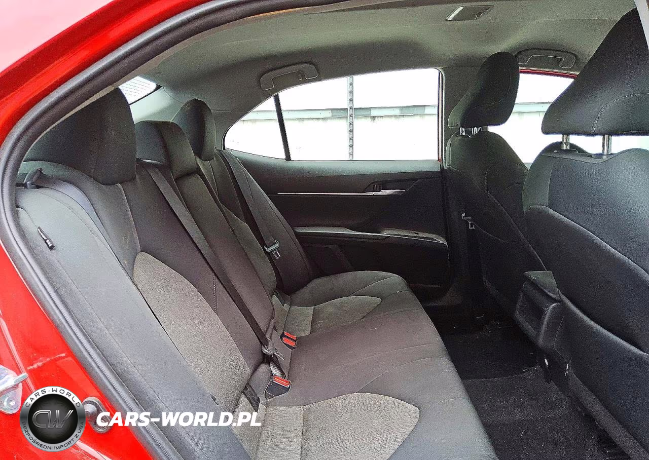 2024 Toyota Camry Le VIN:4T1C11AK4RU191388 - 10