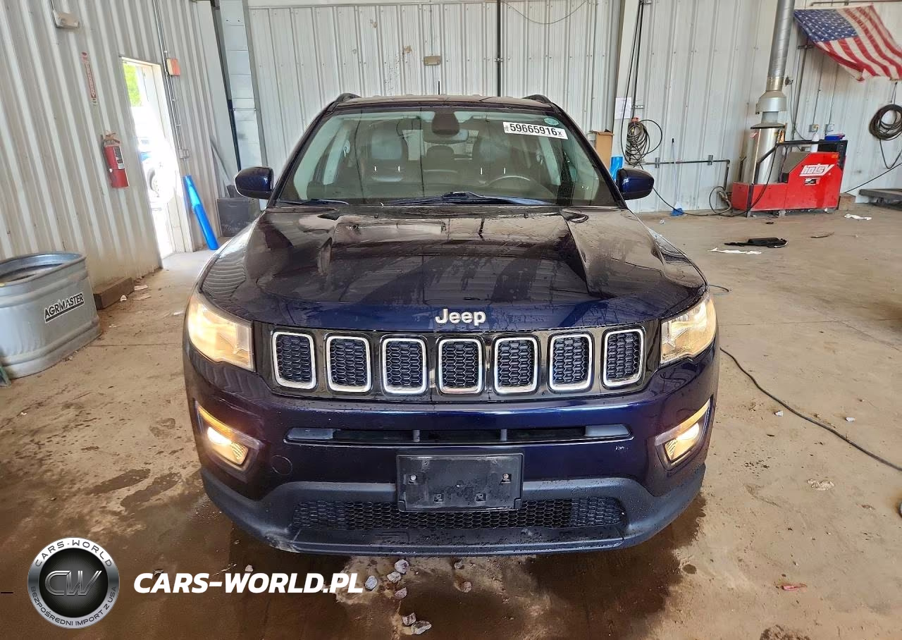 2018 Jeep Compass Latitude VIN:3C4NJDBB2JT434756 - 5