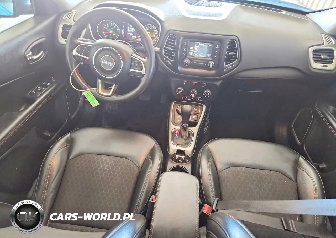2018 Jeep Compass Latitude VIN:3C4NJDBB2JT434756 - 8