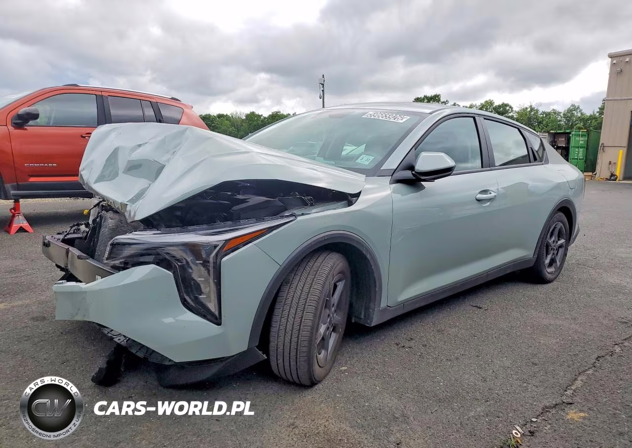 2026 Kia K4 Lxs VIN:3KPFT4DE4TE277275 - 1