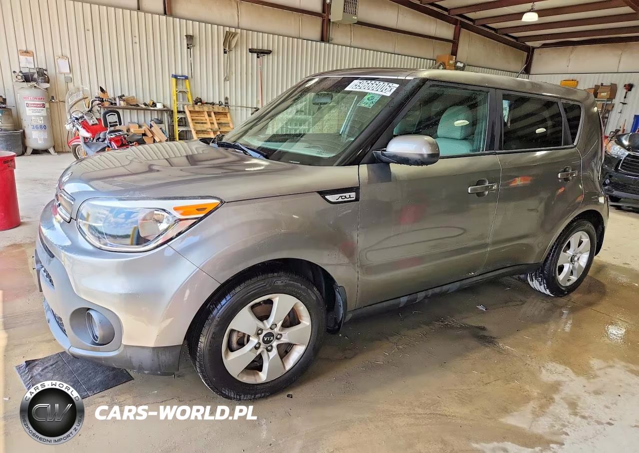 2017 Kia Soul Base