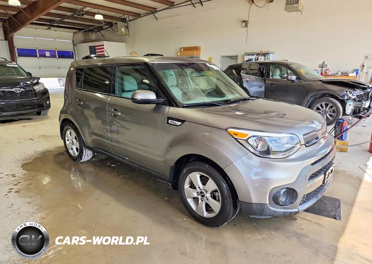 2017 Kia Soul Base VIN:KNDJN2A29H7465445 - 4