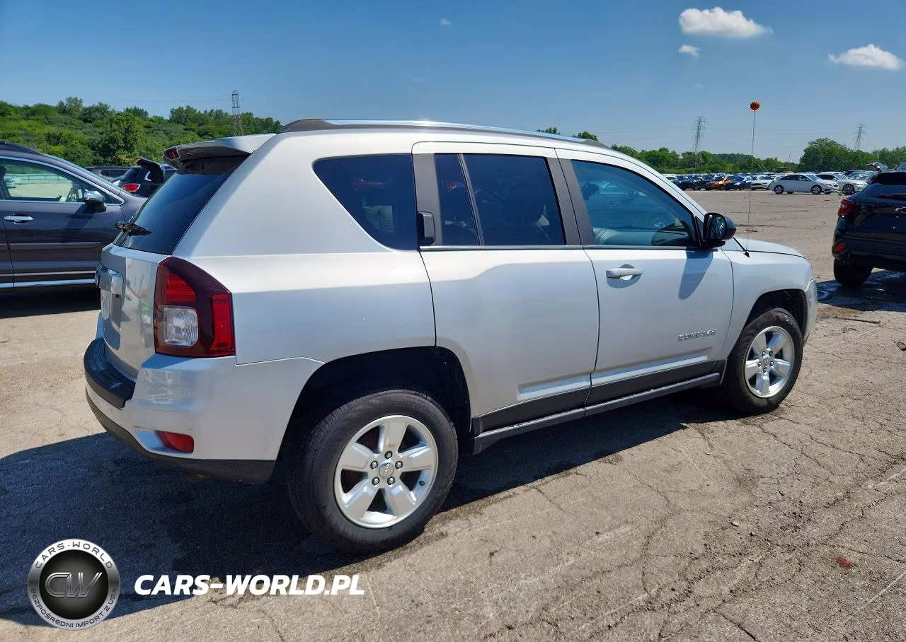 2014 Jeep Compass Sport VIN:1C4NJCBA4ED539232 - 3
