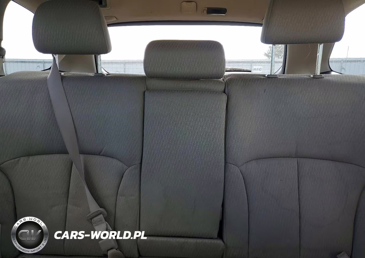 2011 Subaru Outback 2.5I Premium VIN:4S4BRBCC3B3340496 - 10