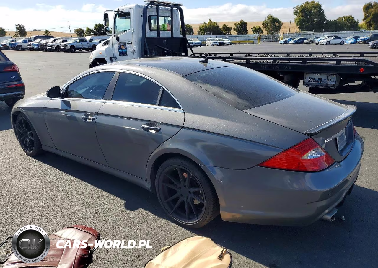 2008 Mercedes-Benz Cls 550 VIN:WDDDJ72XX8A124516 - 2