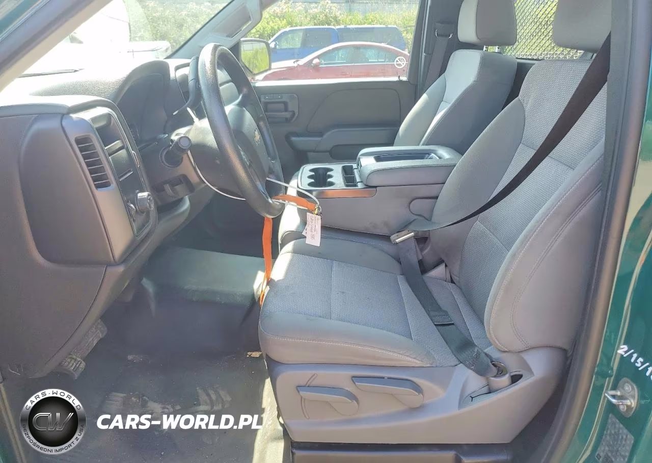 2018 Chevrolet Silverado C1500 VIN:1GCNCNEHXJZ251310 - 7