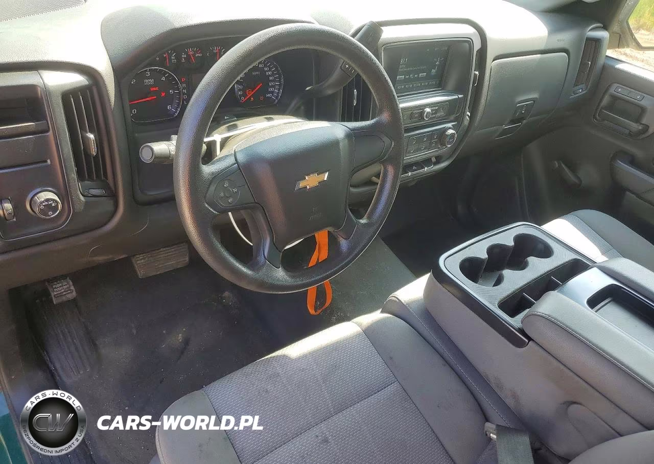 2018 Chevrolet Silverado C1500 VIN:1GCNCNEHXJZ251310 - 8