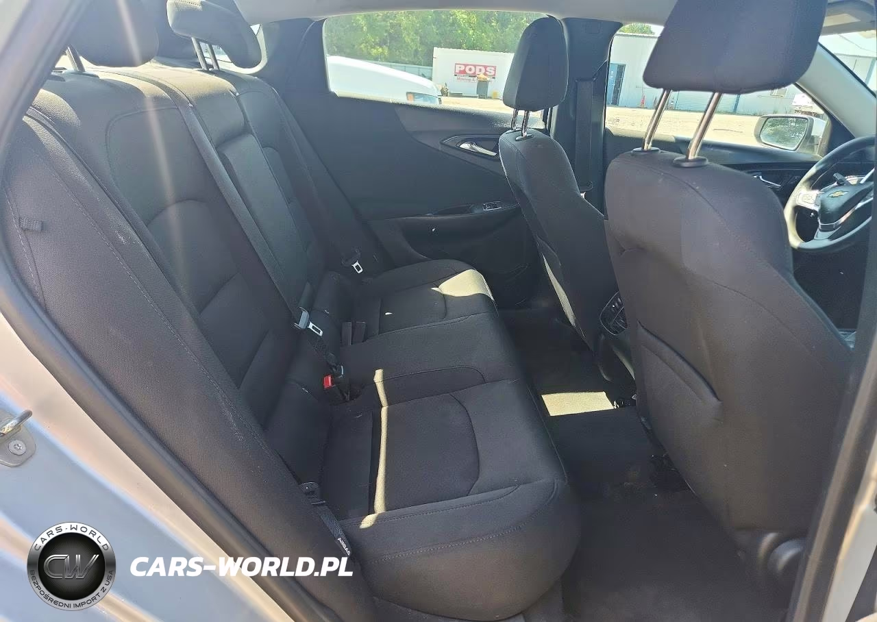 2018 Chevrolet Malibu Lt VIN:1G1ZD5ST1JF207214 - 10