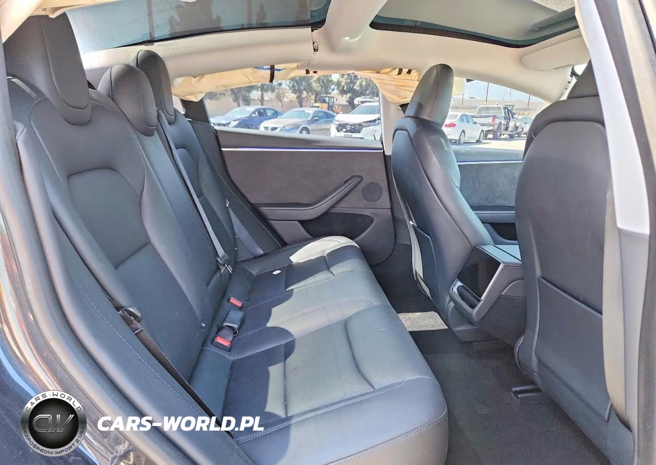 2024 Tesla Model 3 VIN:5YJ3E1EB8RF732633 - 10
