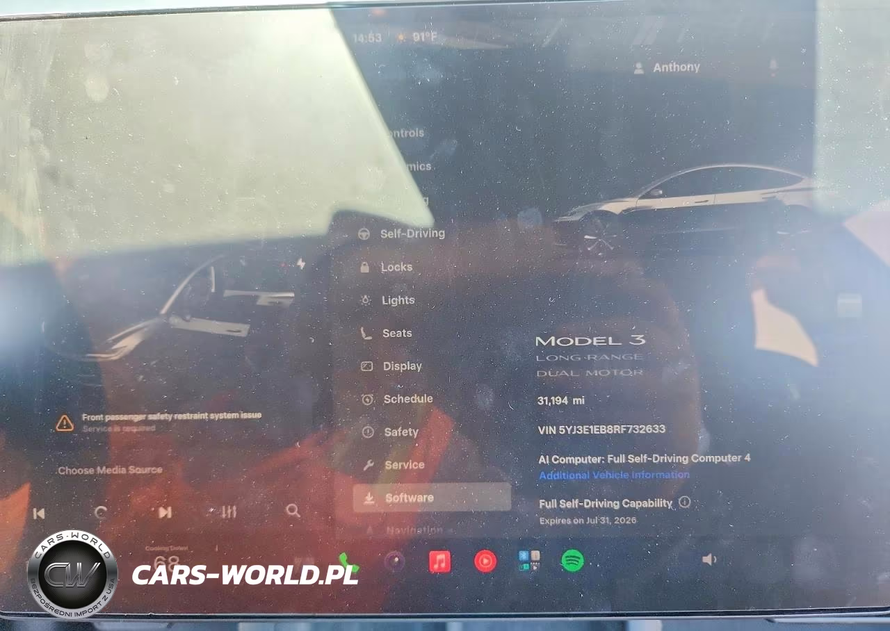2024 Tesla Model 3 VIN:5YJ3E1EB8RF732633 - 9