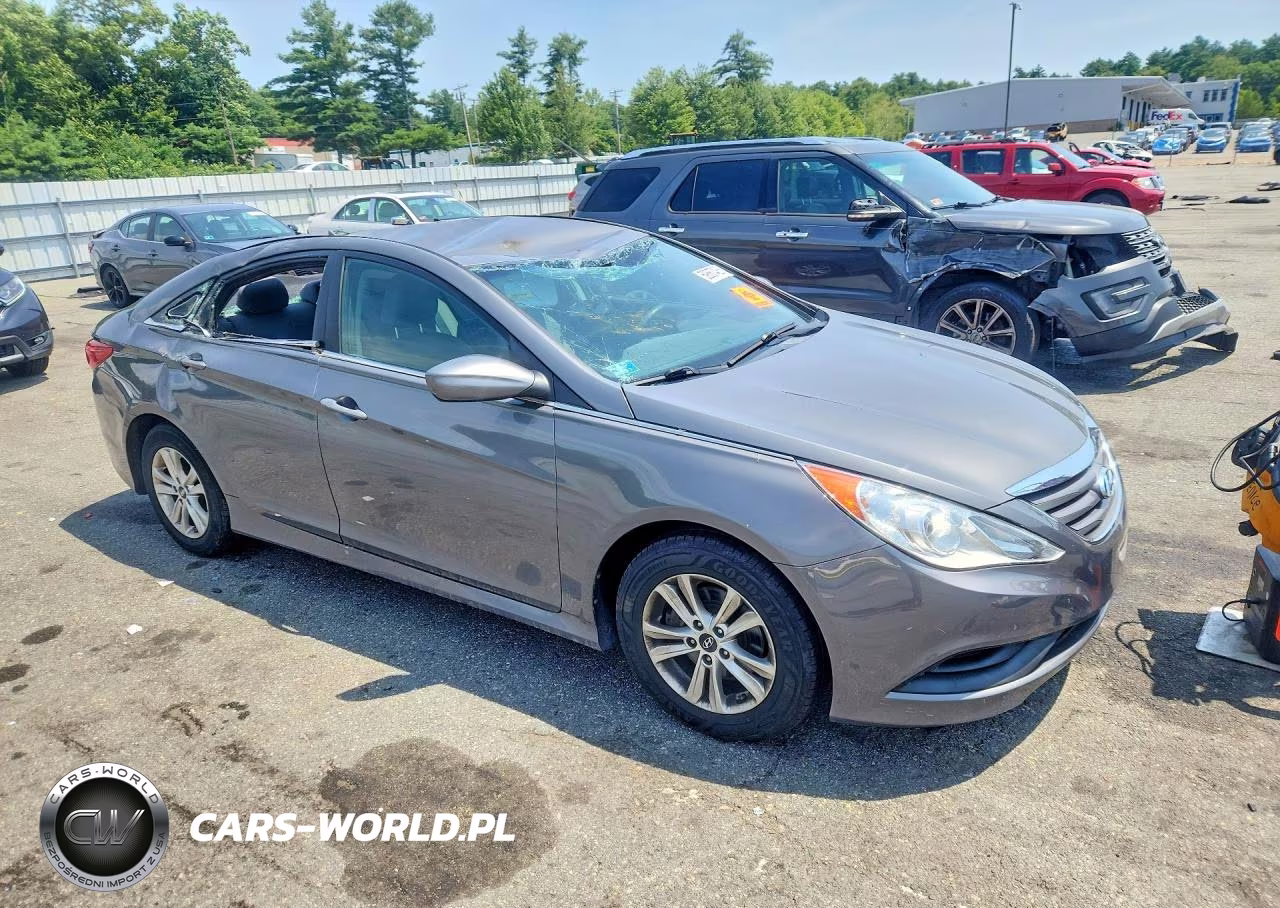 2014 Hyundai Sonata Gls VIN:5NPEB4AC4EH893395 - 4
