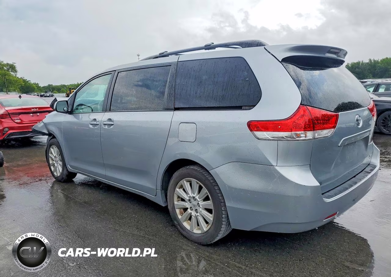 2013 Toyota Sienna Xle 7-Passenger VIN:5TDDK3DC4DS067138 - 2