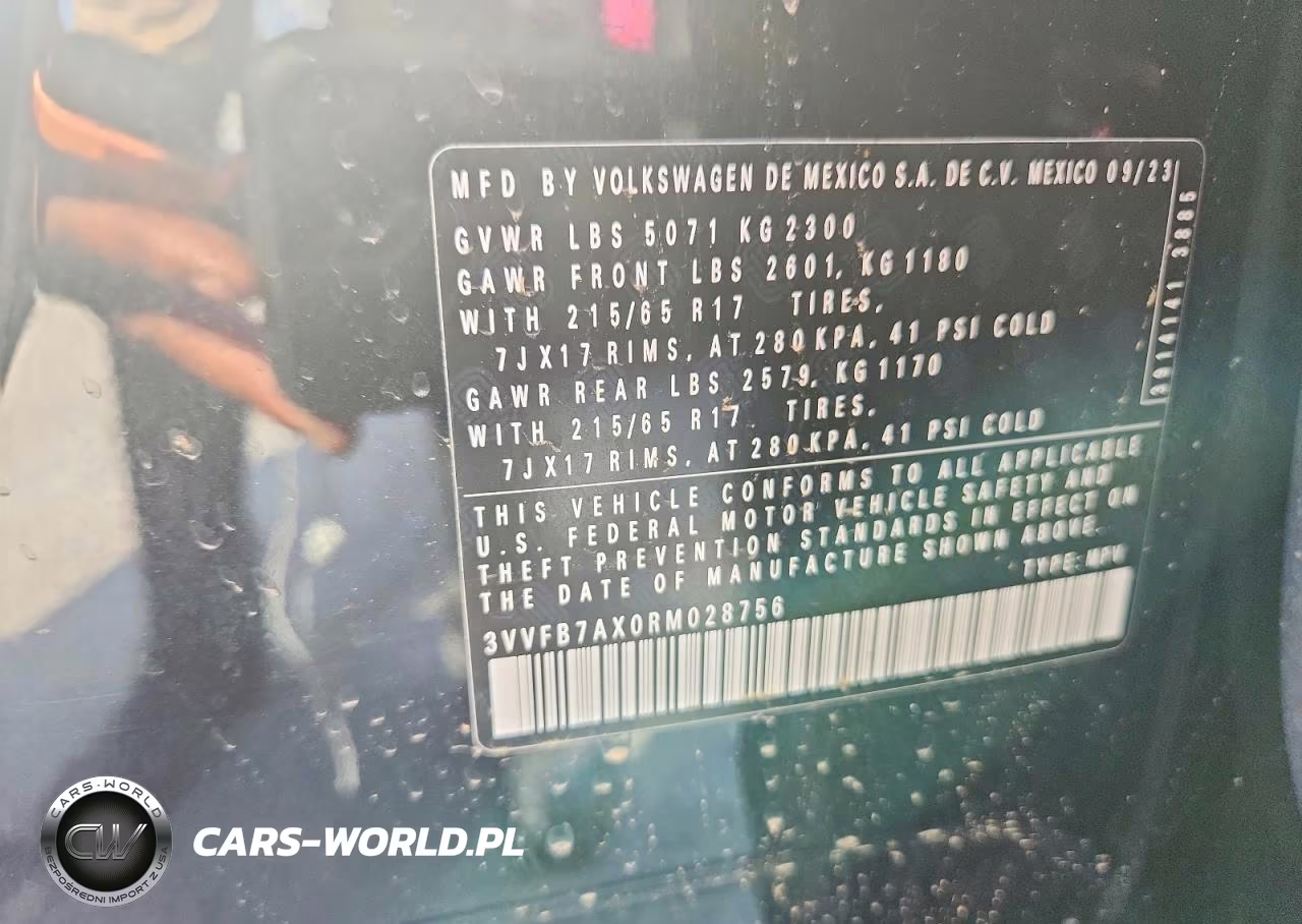 2024 Volkswagen Tiguan S VIN:3VVFB7AX0RM028756 - 12