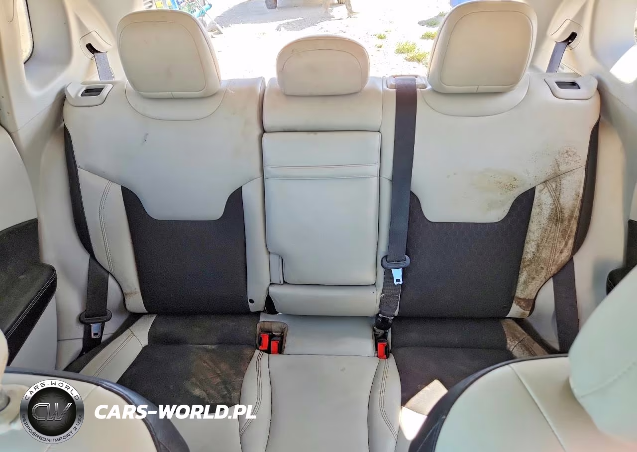 2018 Jeep Compass Latitude VIN:3C4NJDBBXJT315658 - 10