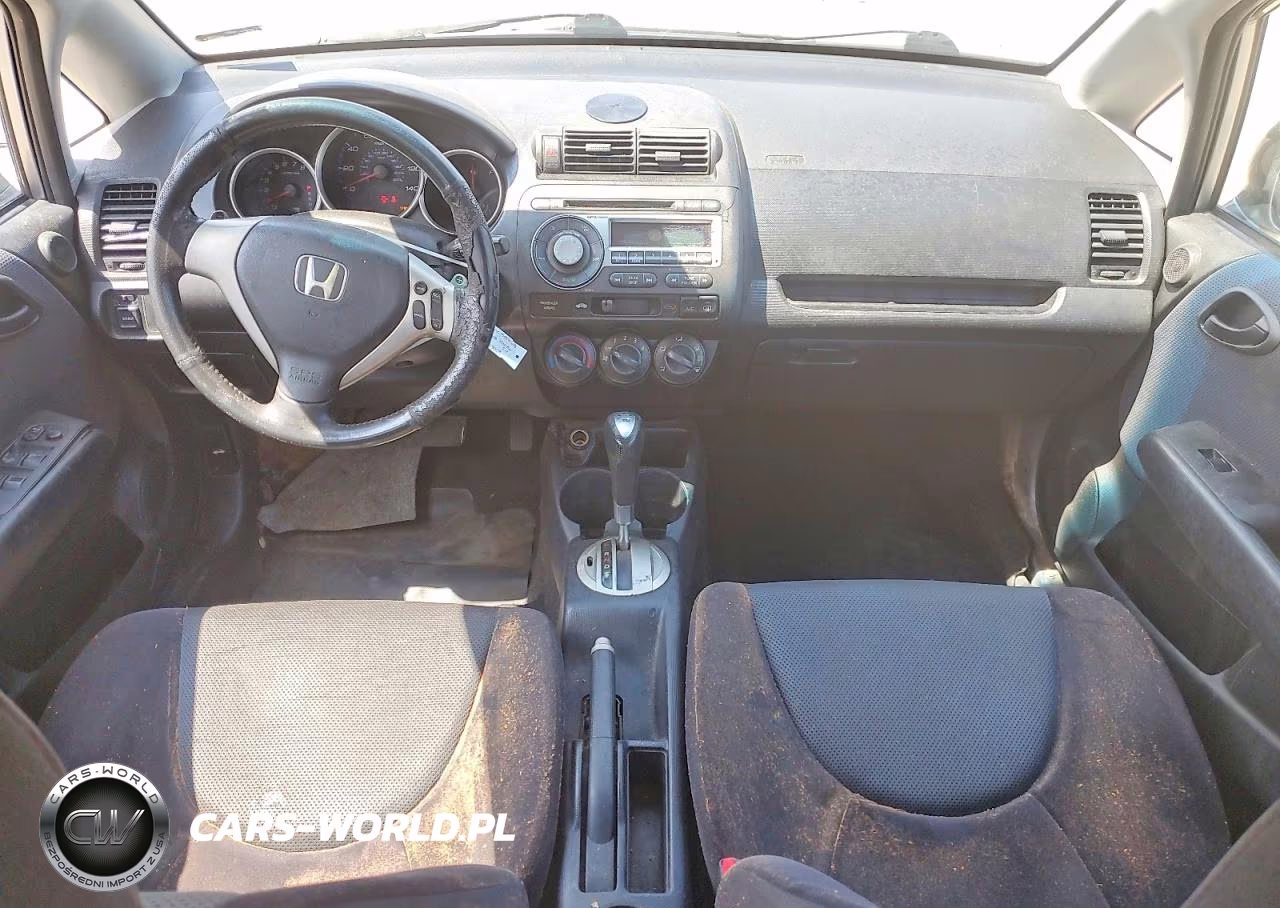 2008 Honda Fit Sport VIN:JHMGD38678S058618 - 8