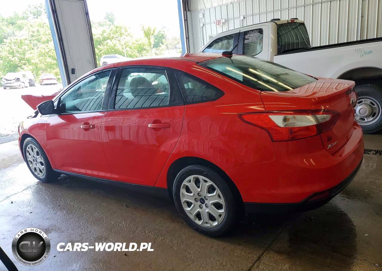 2012 Ford Focus Se VIN:1FAHP3F28CL432563 - 2