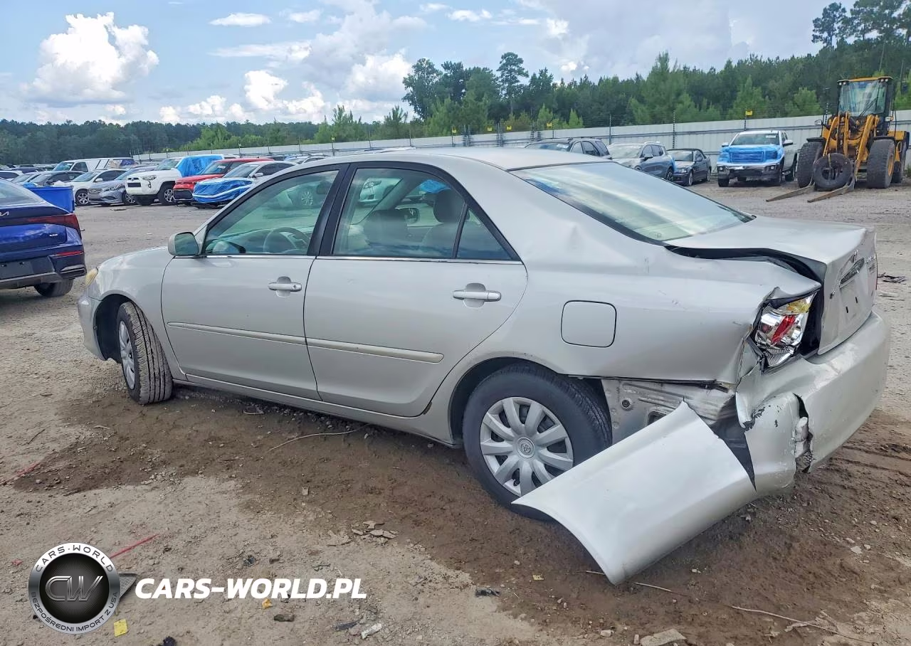 2005 Toyota Camry Le VIN:4T1BE30K15U513198 - 2