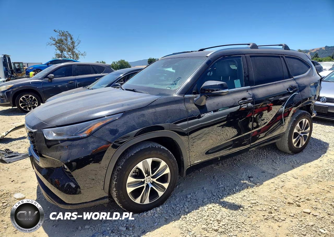 2021 Toyota Highlander Hybrid Xle