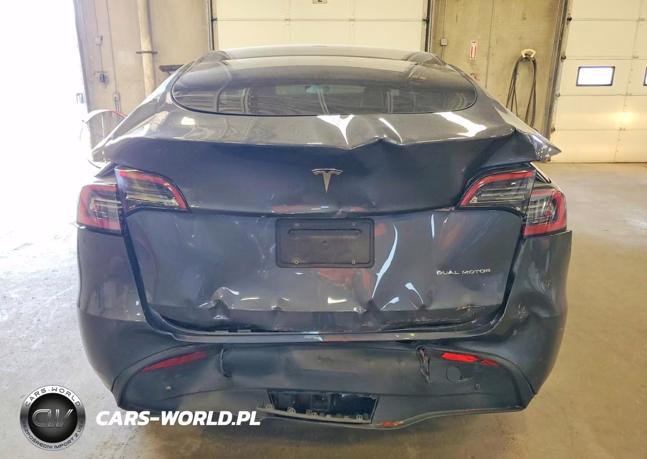 2023 Tesla Model Y VIN:7SAYGDEE7PF894331 - 6